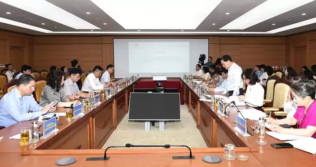 Các gói thầu đều tắc vì 'không ai dám thẩm định giá'- Ảnh 1. Toàn cảnh hội nghị