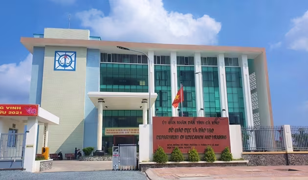 Thu hồi gần 1,2 tỷ đồng do thẩm định giá không chính xác gói thầu mua sắm thiết bị dạy học